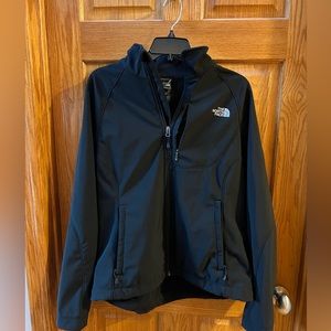 Women’s North Face nylon shell fitted jacket